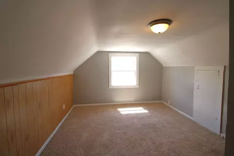 Bedroom - 4519 4th Ave, Moline, IL 61265 photo 4 of 4
