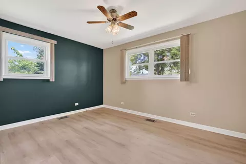 Bedroom - 3609 Kingfisher Ln, Rolling Meadows, IL 60008 photo 1 of 4