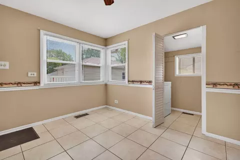 Other - 3609 Kingfisher Ln, Rolling Meadows, IL 60008 photo 3 of 4