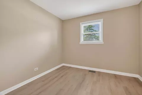 Bedroom - 3609 Kingfisher Ln, Rolling Meadows, IL 60008 photo 3 of 4