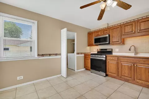 Other - 3609 Kingfisher Ln, Rolling Meadows, IL 60008 photo 2 of 4