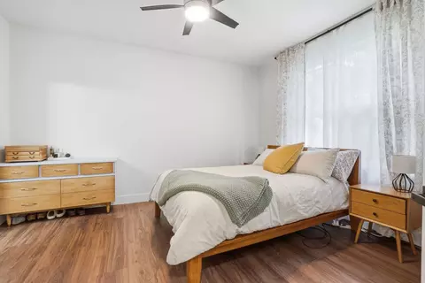Bedroom - 2103 Glacier Ct, Algonquin, IL 60102 photo 1 of 3