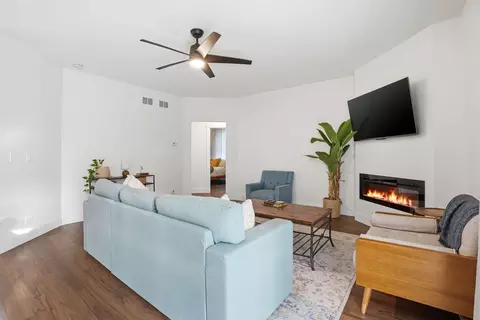 Living - 2103 Glacier Ct, Algonquin, IL 60102 photo 2 of 2