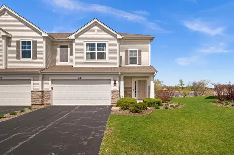 671 Anchorage Ct, Pingree Grove, IL 60140