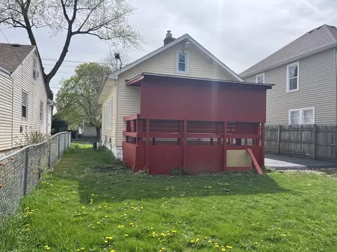 Exterior - 226 N Ohio St, Aurora, IL 60505 photo 8 of 8
