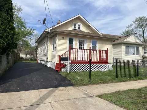 226 N Ohio St, Aurora, IL 60505