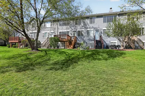 Exterior - 5459 Elizabeth Pl, Rolling Meadows, IL 60008 photo 4 of 4