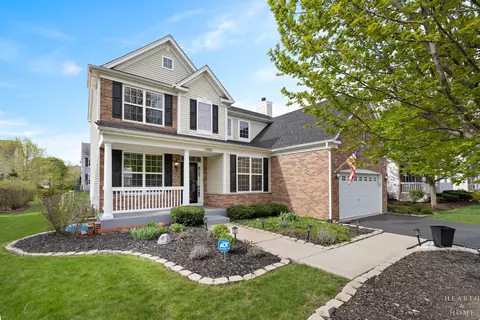 11861 Davis Ln, Huntley, IL 60142