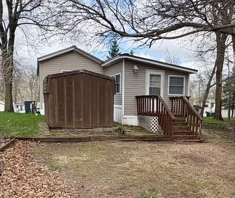 6 5758 Woodhaven, Sublette, IL 61367