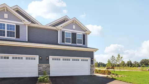 1740 Stable Ln, Aurora, IL 60503