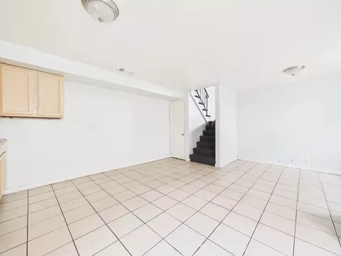 Living - 945 W 115th Pl, Chicago, IL 60643 photo 3 of 3