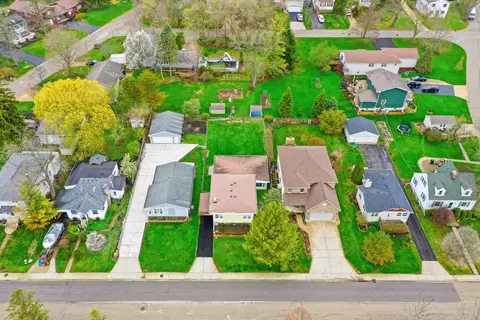 View/Area - 1426 N Harrison St, Algonquin, IL 60102 photo 5 of 8