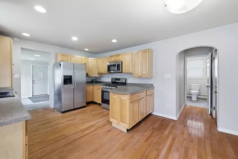 Entry Way - 1426 N Harrison St, Algonquin, IL 60102 photo 1 of 1