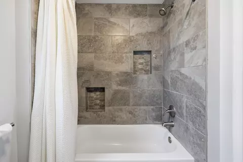 Bath - 1426 N Harrison St, Algonquin, IL 60102 photo 2 of 2