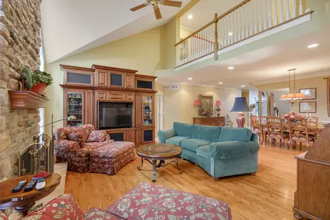 Living - 1789 Rizzi Ln, Bartlett, IL 60103 photo 1 of 3