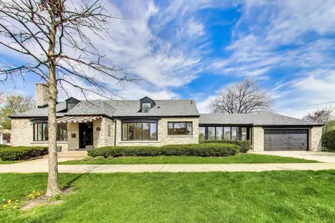 1503 Clinton Pl, River Forest, IL 60305