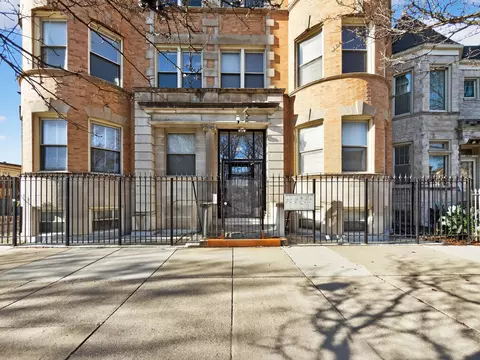 4646 S Prairie Ave #2S, Chicago, IL 60653