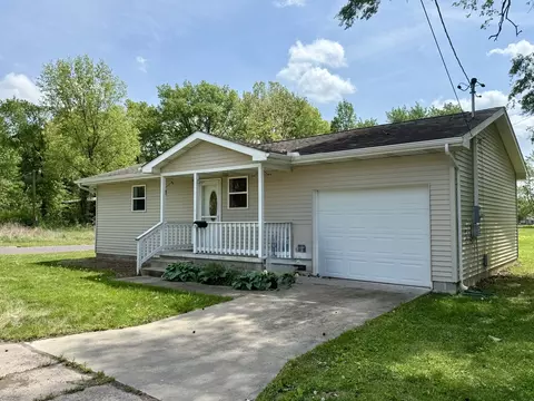 408 E Clark St, West Frankfort, IL 62896