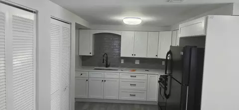 Kitchen - 522 S Sumner Ave, Aurora, IL 60505 photo 1 of 2
