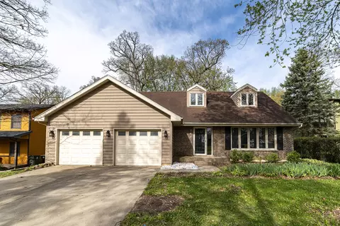 761 Cynthia Dr, Lake Holiday, IL 60548