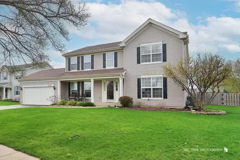 6517 Donegal Ln, Mchenry, IL 60050