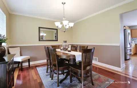 Dining - 6517 Donegal Ln, Mchenry, IL 60050 photo 2 of 2