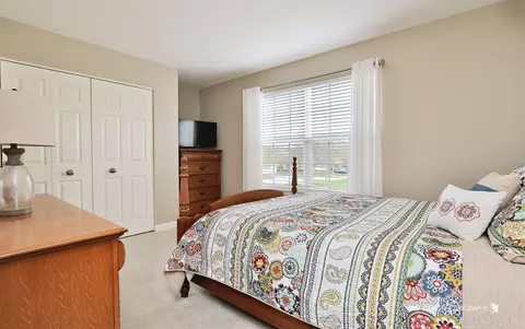 Bedroom - 6517 Donegal Ln, Mchenry, IL 60050 photo 5 of 5
