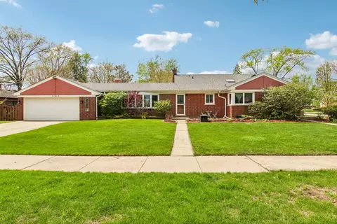 245 Amherst Ave, Des Plaines, IL 60016