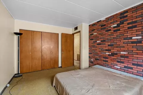 Bedroom - 9620 W Higgins Rd #2D, Rosemont, IL 60018 photo 1 of 3