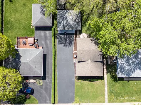 View/Area - 2207 Kirchoff Rd, Rolling Meadows, IL 60008 photo 4 of 4