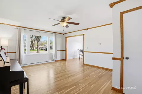 Living - 2207 Kirchoff Rd, Rolling Meadows, IL 60008 photo 6 of 6