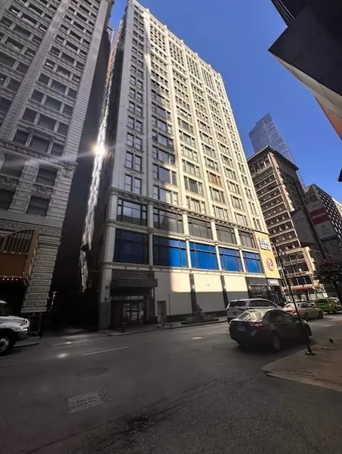 8 W Monroe St #1102, Chicago, IL 60603