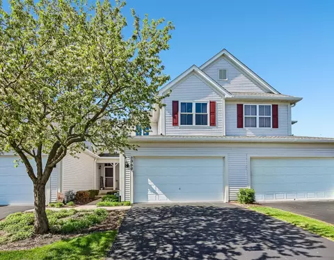 2986 Langston Cir, Saint Charles, IL 60175