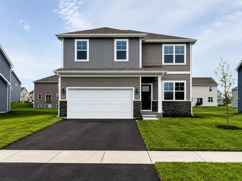 992 Sapphire Ln, Montgomery, IL 60538