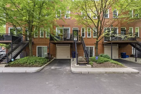 1840 W Diversey Pkwy #B, Chicago, IL 60614