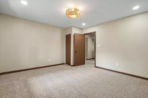 Bedroom - 2 Walton Pl, Normal, IL 61761 photo 2 of 7