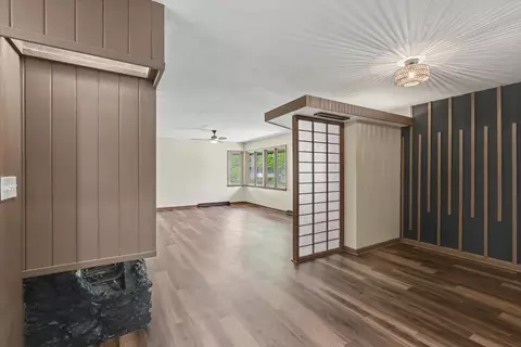 Living - 2 Walton Pl, Normal, IL 61761 photo 8 of 9