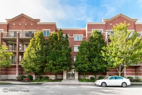 9864 Leland Ave #214, Schiller Park, IL 60176