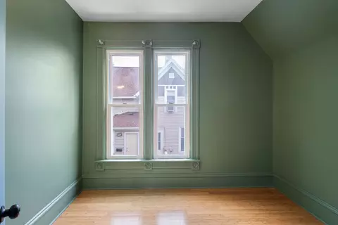 Bedroom - 447 Ashland Ave, Elgin, IL 60123 photo 4 of 5