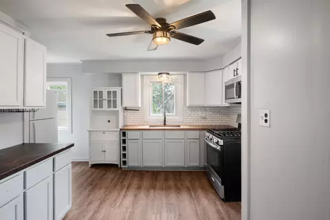 Other - 447 Ashland Ave, Elgin, IL 60123 photo 2 of 3