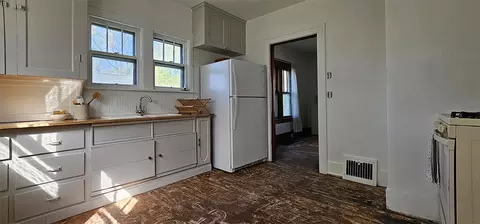 Kitchen - 511 College Ave, Dixon, IL 61021 photo 2 of 2