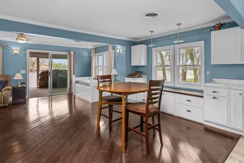 Other - 3213 S Shore Dr, Moline, IL 61265 photo 3 of 14