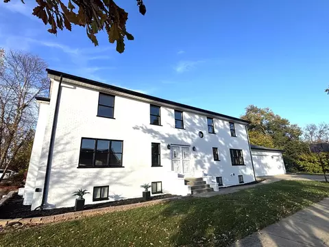 1101 N Princeton Ave, Villa Park, IL 60181