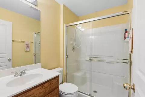 Bath - 24132 Norfolk Ln, Plainfield, IL 60585 photo 1 of 3