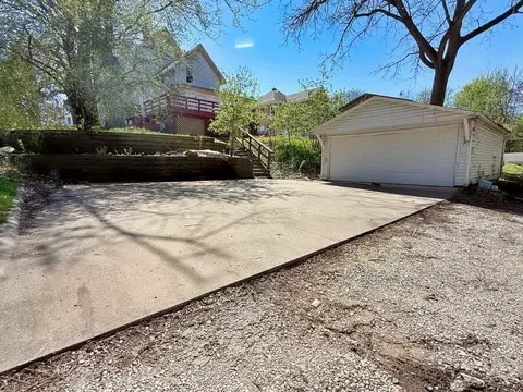 Exterior - 1155 12th Ave, Moline, IL 61265 photo 3 of 3