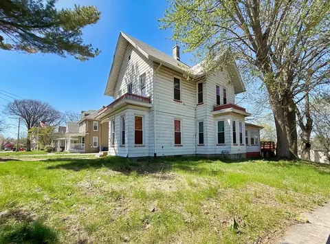 Other - 1155 12th Ave, Moline, IL 61265 photo 2 of 4
