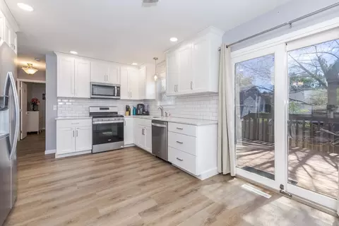 Kitchen - 21 Cedar Ct, Bloomington, IL 61701 photo 1 of 4