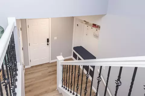 Entry Way - 21 Cedar Ct, Bloomington, IL 61701 photo 4 of 4