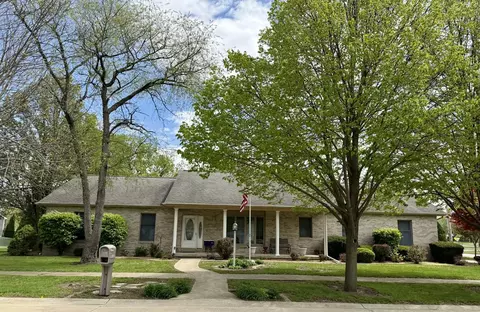 532 Neipswah Ave, Rantoul, IL 61866