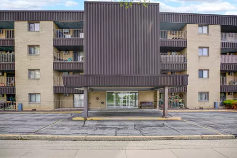 1133 S Finley Rd #310, Lombard, IL 60148